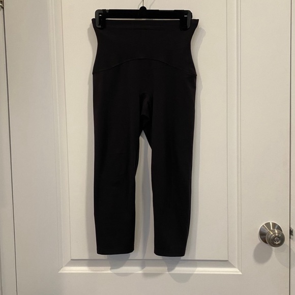 Spanx Booty Boost Active Leggings - Picture 6 of 7